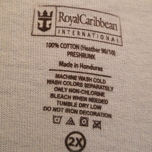 Royal Caribbean International Men's T-shirt - Picture 2 of 5